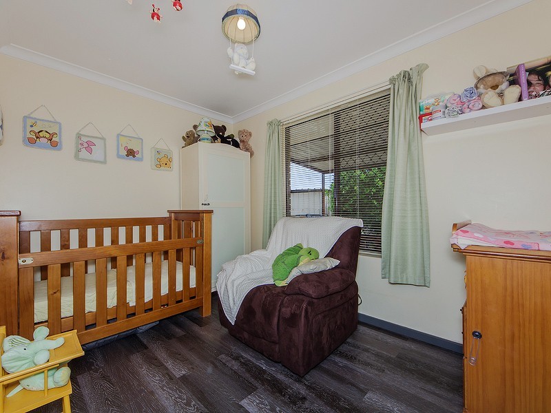 1 Youngs Place, Parmelia WA 6167