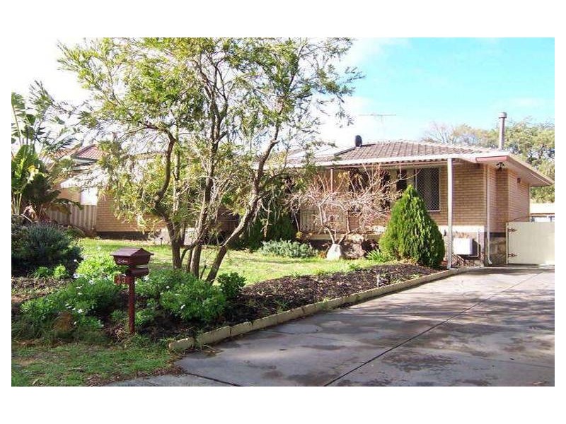 23 Richard Place, Orelia WA 6167