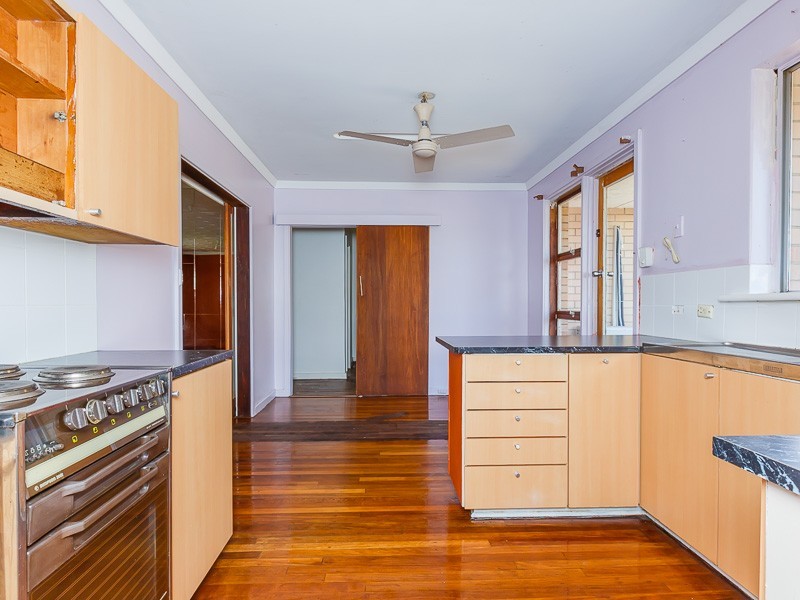 23 Richard Place, Orelia WA 6167