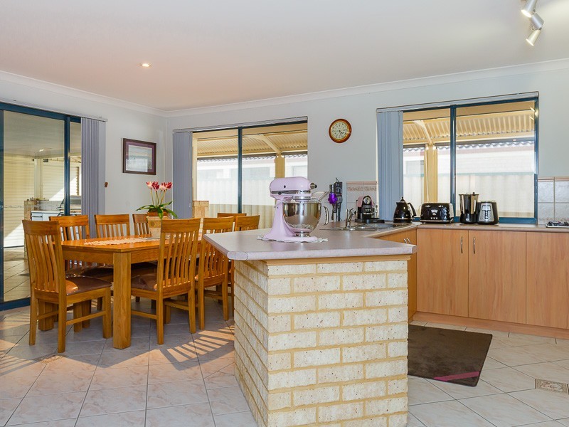 14 Yelka Way, Bertram WA 6167