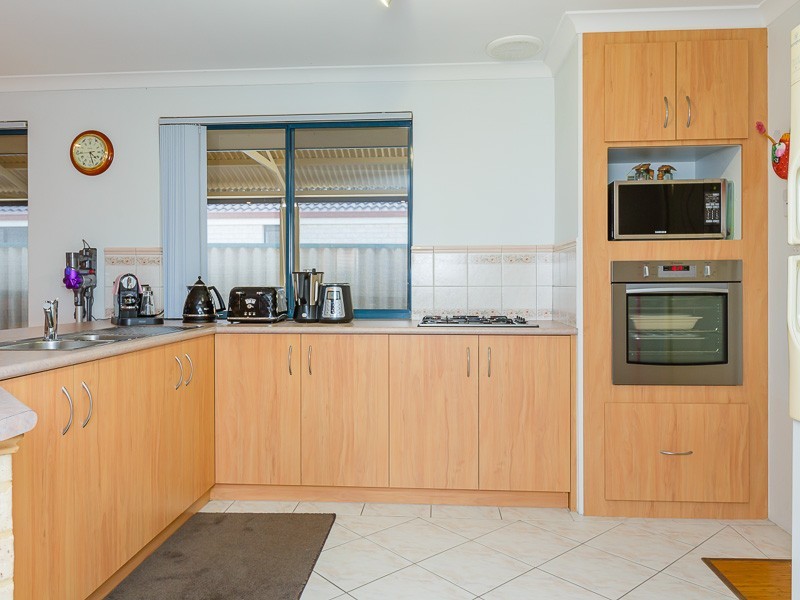 14 Yelka Way, Bertram WA 6167