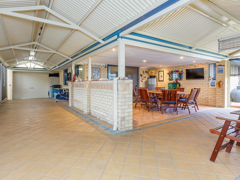 14 Yelka Way, Bertram WA 6167