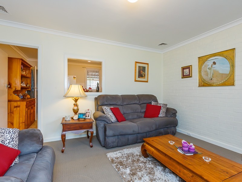 18A Littlemore Road, Orelia WA 6167