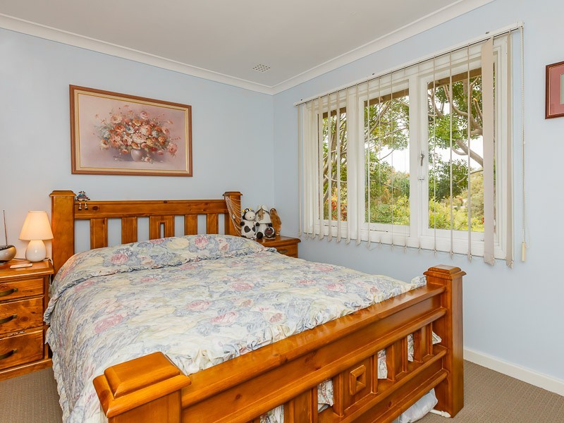 18A Littlemore Road, Orelia WA 6167