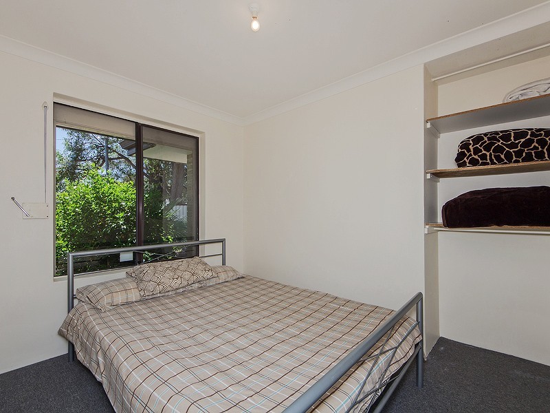 7 Hoyton Place, Parmelia WA 6167