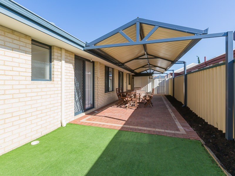 12 Champion Drive, Bertram WA 6167
