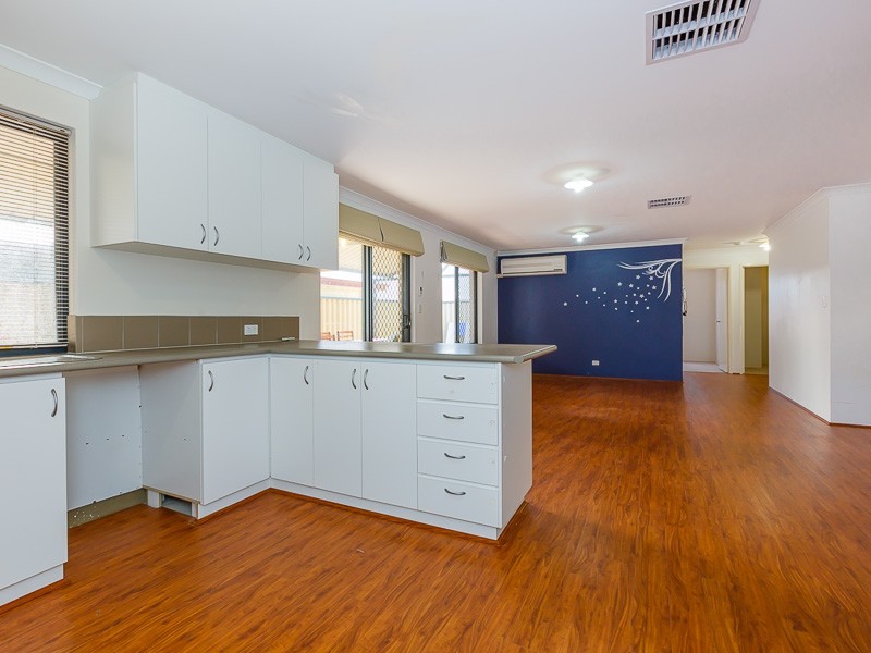 12 Champion Drive, Bertram WA 6167