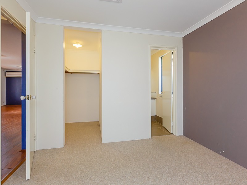 12 Champion Drive, Bertram WA 6167