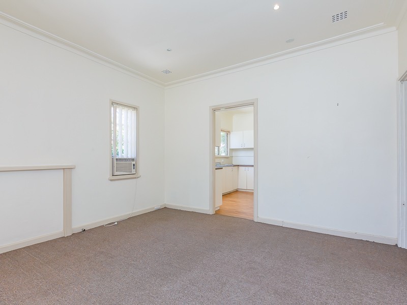 4 Matson Street, Medina WA 6167