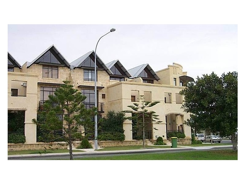 27/109 Marine Terrace, Fremantle WA 6160