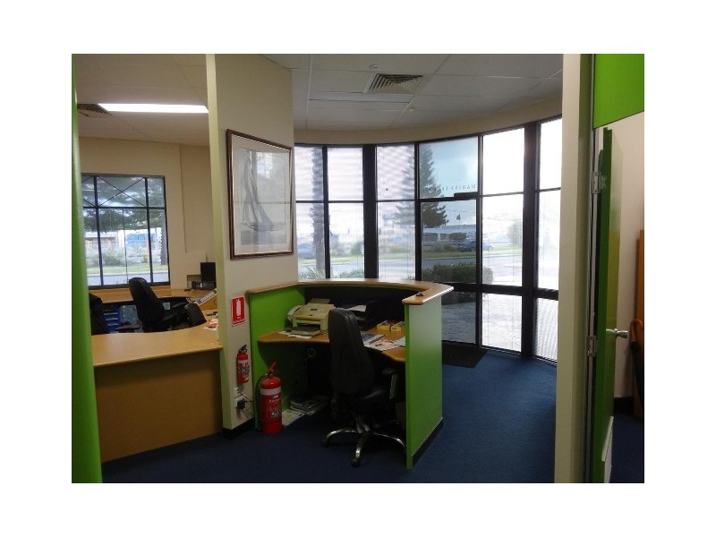 27/109 Marine Terrace, Fremantle WA 6160