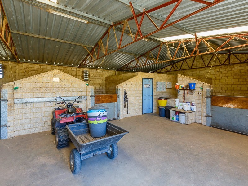 621 Eighty Road, Baldivis WA 6171