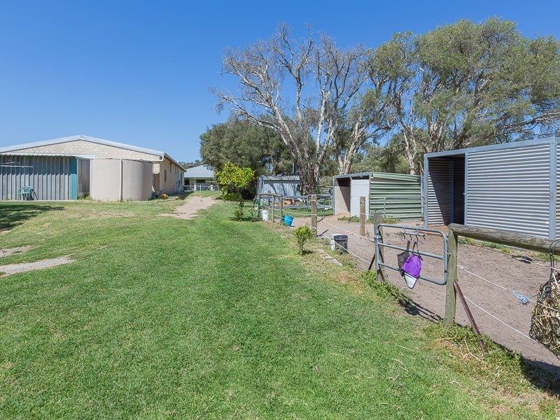 621 Eighty Road, Baldivis WA 6171