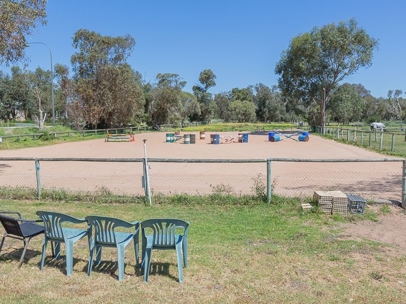 621 Eighty Road, Baldivis WA 6171