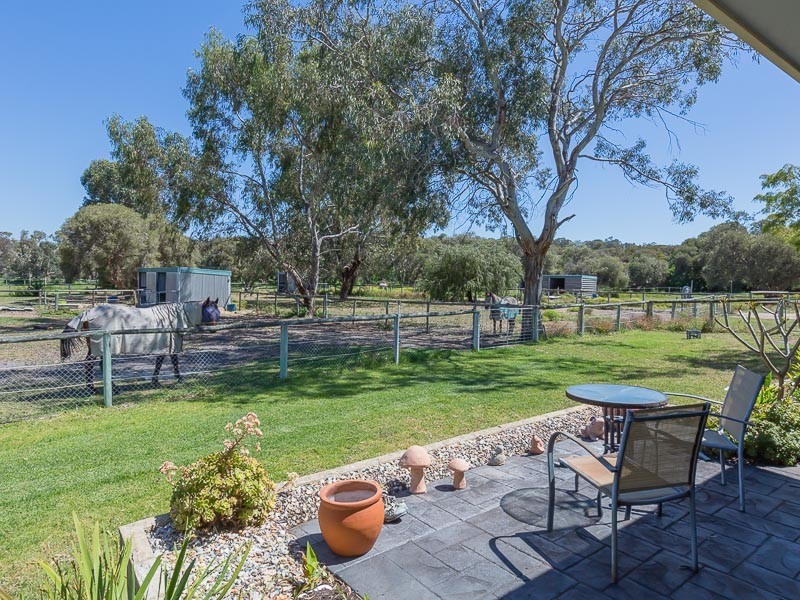 621 Eighty Road, Baldivis WA 6171