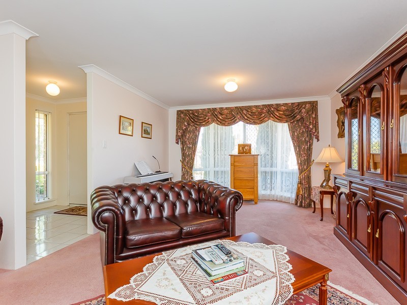 10 Cocos Court, Warnbro WA 6169
