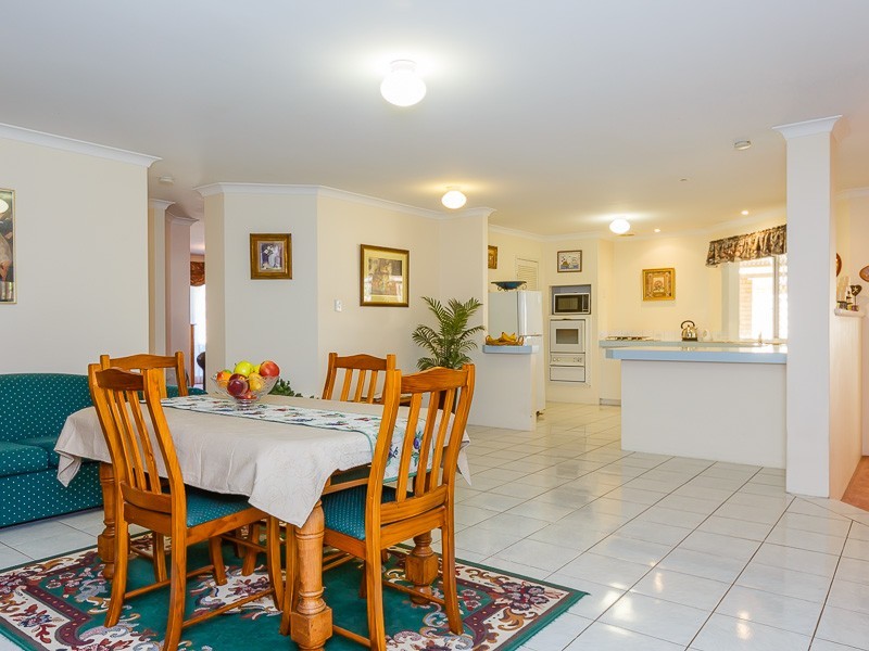 10 Cocos Court, Warnbro WA 6169