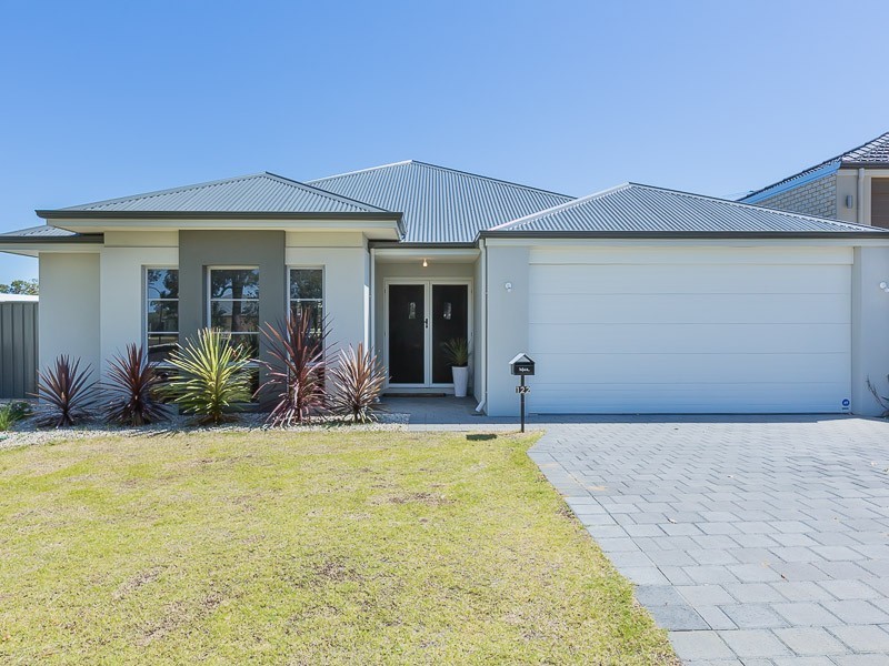 122 Beauchamp Loop, Wellard WA 6170