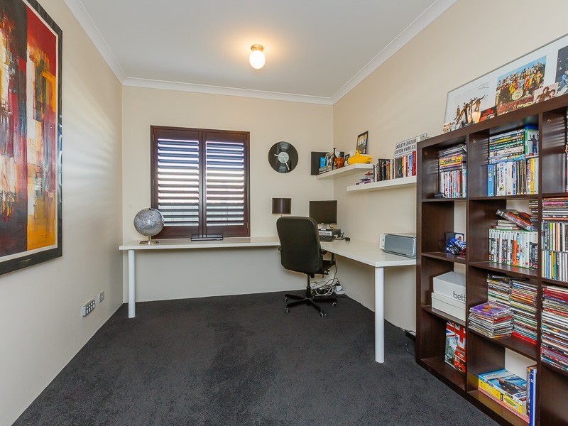 122 Beauchamp Loop, Wellard WA 6170