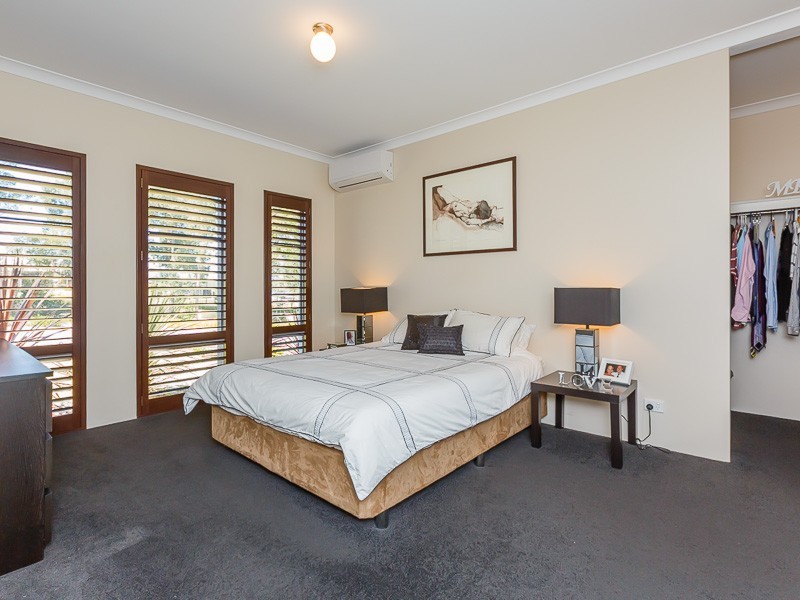 122 Beauchamp Loop, Wellard WA 6170