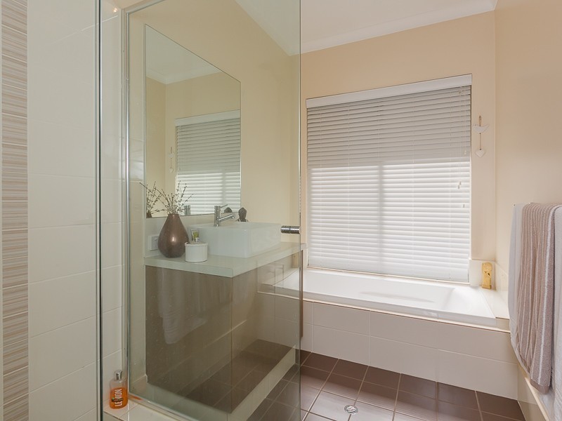 122 Beauchamp Loop, Wellard WA 6170