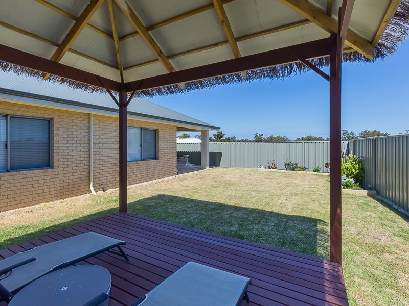 122 Beauchamp Loop, Wellard WA 6170