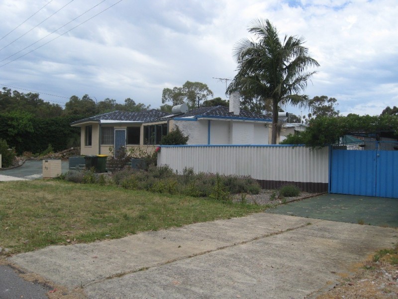 45 Rhodes Crescent, Calista WA 6167