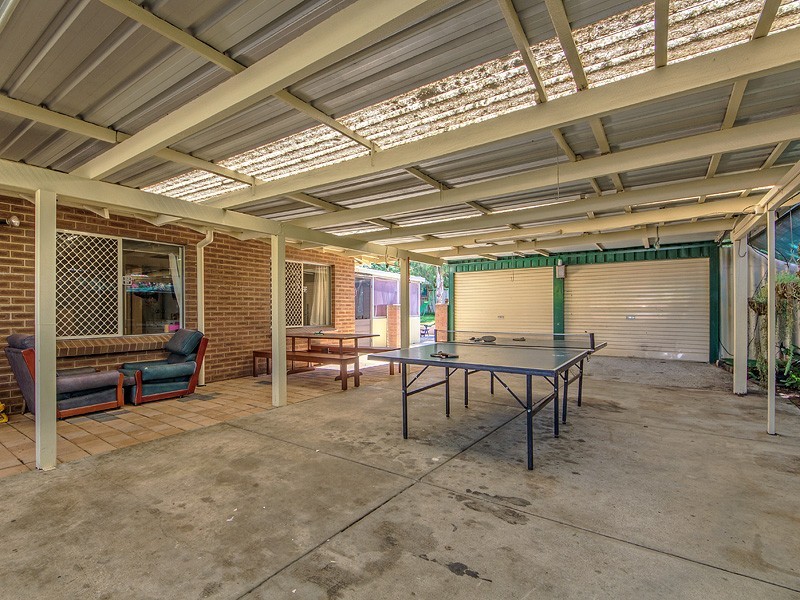 32 Cimbor Way, Parmelia WA 6167
