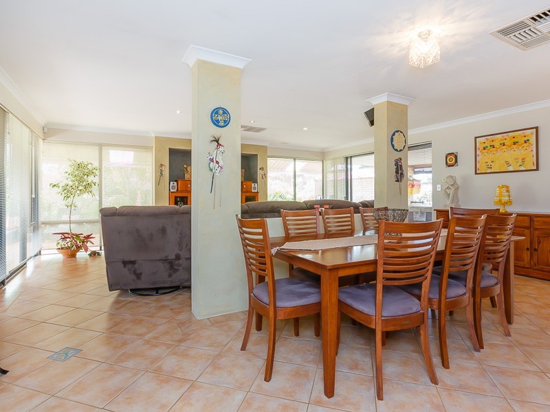 19 Araluen Crescent, Bertram WA 6167