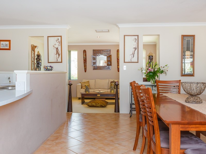 19 Araluen Crescent, Bertram WA 6167