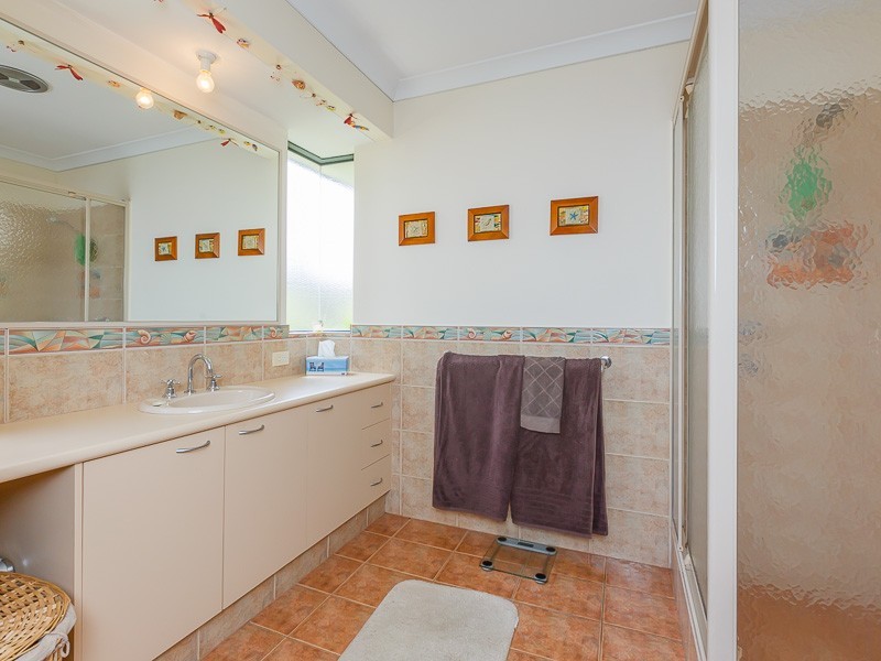 19 Araluen Crescent, Bertram WA 6167