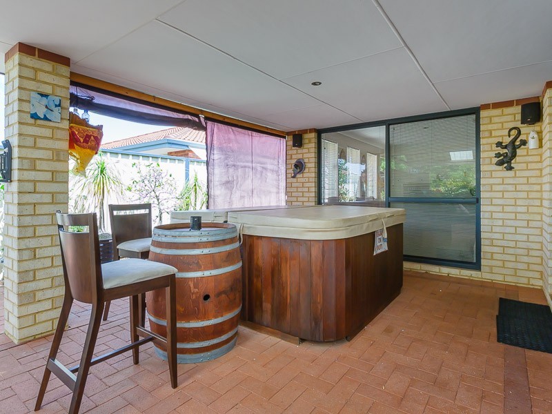 19 Araluen Crescent, Bertram WA 6167
