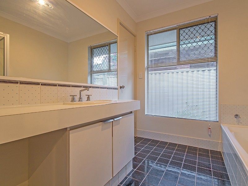 173 Parmelia Avenue, Parmelia WA 6167