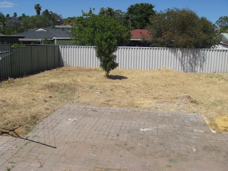 20 Clark Way, Orelia WA 6167