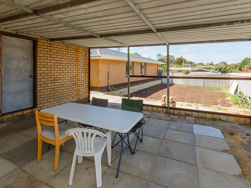 65 Christmas Avenue, Orelia WA 6167