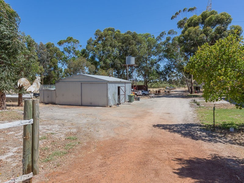 973 Anketell Road, Oakford WA 6121
