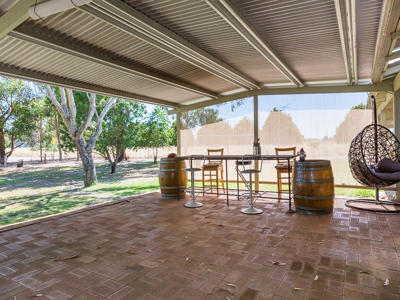 973 Anketell Road, Oakford WA 6121