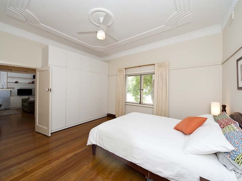 14 Carrington Street, Nedlands WA 6009