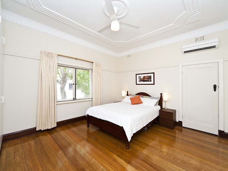 14 Carrington Street, Nedlands WA 6009