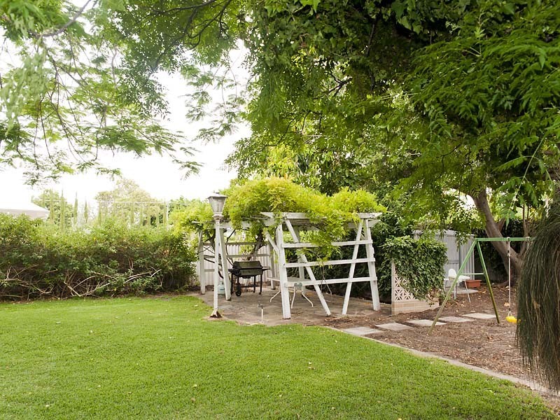 14 Carrington Street, Nedlands WA 6009