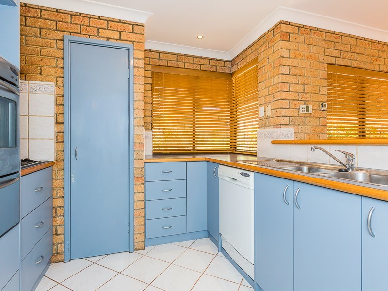 11 Brigadoon Place, Cooloongup WA 6168