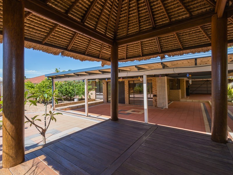 11 Brigadoon Place, Cooloongup WA 6168