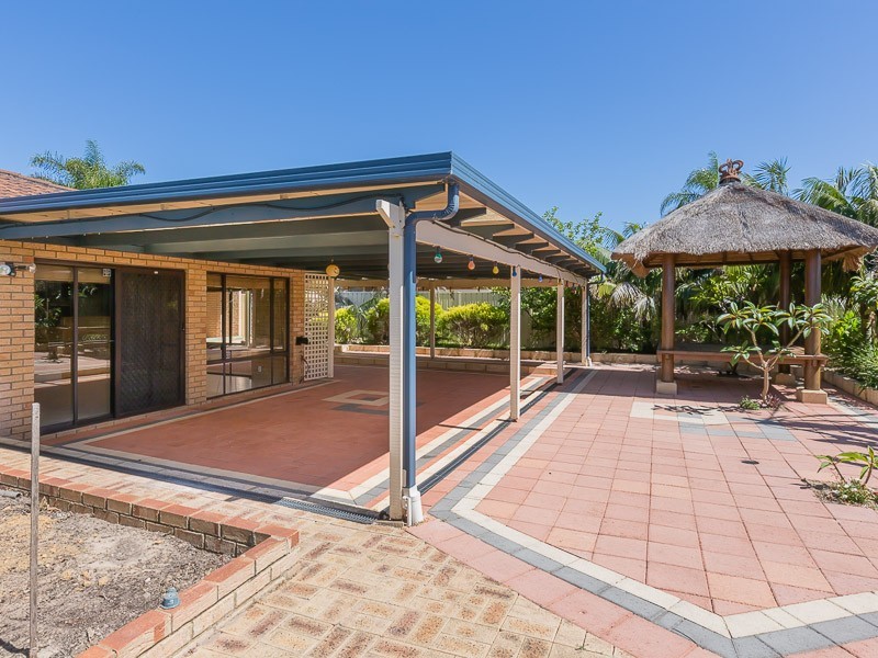 11 Brigadoon Place, Cooloongup WA 6168