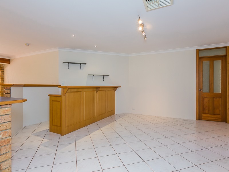 11 Brigadoon Place, Cooloongup WA 6168