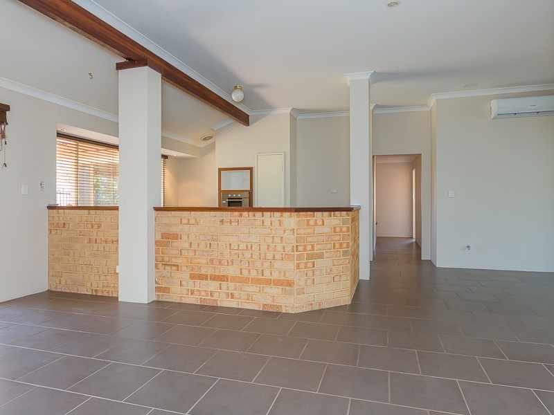40 Brougham Crescent, Orelia WA 6167