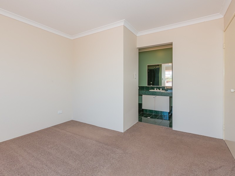 40 Brougham Crescent, Orelia WA 6167