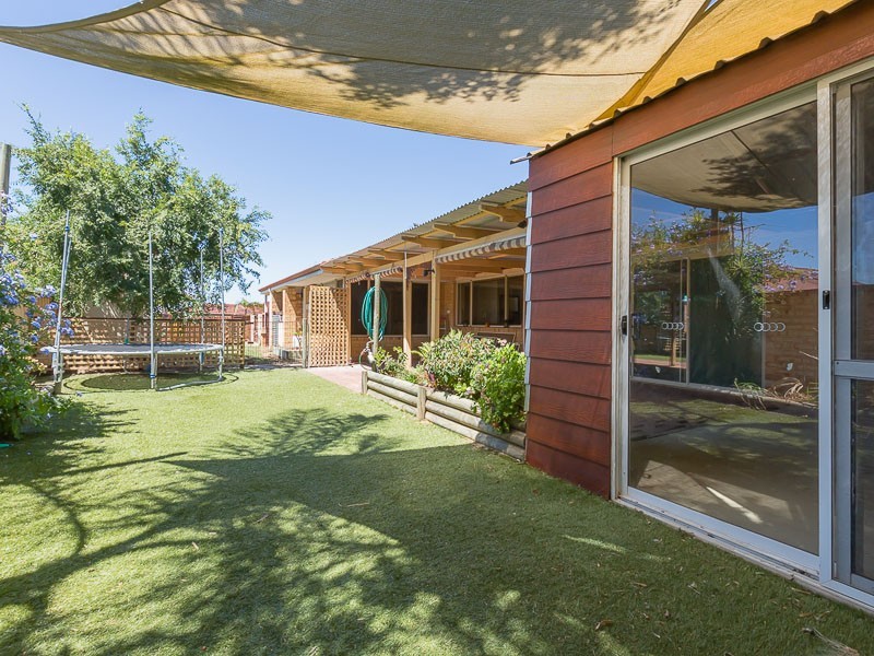 40 Brougham Crescent, Orelia WA 6167