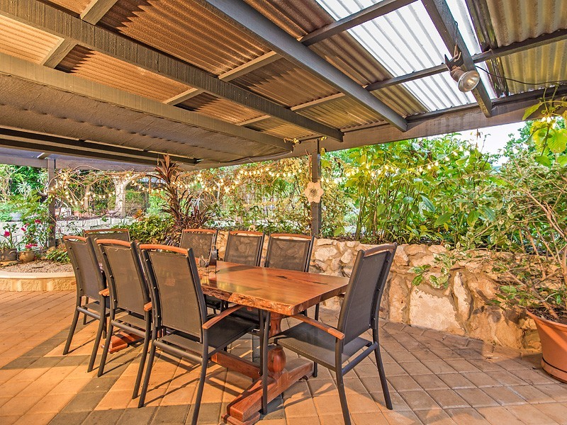 10 Bilya Gardens, Leda WA 6170