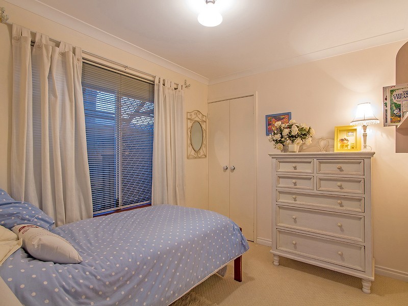 10 Bilya Gardens, Leda WA 6170