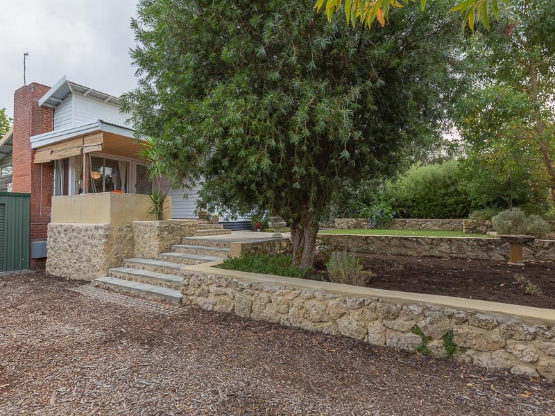 50 Clint Way, Calista WA 6167